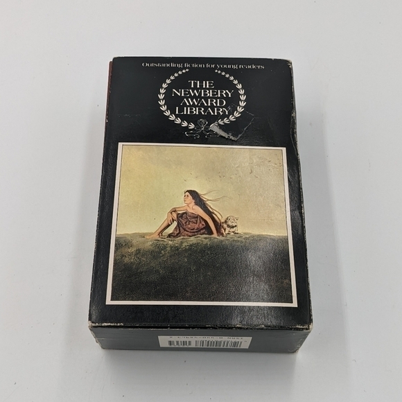 The Newberry Award Library Book Collection Set 5 Books - Picture 4 of 6